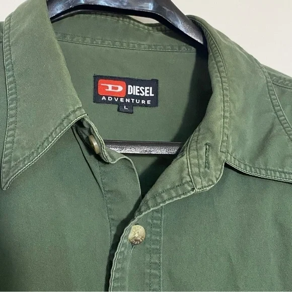 🎈DIESEL vintage army green button down long sleeves shirt. - Picture 3 of 5